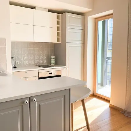 Bright & Peaceful 1bd With Free Underground Parking Apartament Tallin